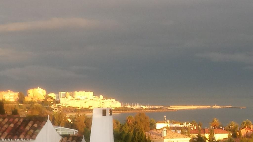 La Gaspara'S Loft Estepona Esterno foto